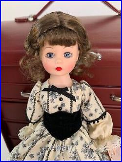 10 Madame Alexander Doll JO GOES TO NEW YORK TRUNK SET 40315 Little Women Dress