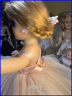 15 Madame Alexander Jointed Elise Ballerina Doll