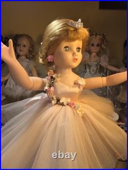 15 Madame Alexander Jointed Elise Ballerina Doll
