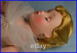 16 1/2 Madame Alexander Blonde Elise Bride #1750-1958 with Box