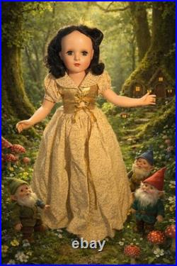 17 Madame Alexander Walt Disney Snow White Hard Plastic Doll. All Original/ Tag