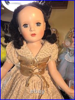 17 Madame Alexander Walt Disney Snow White Hard Plastic Doll. All Original/ Tag