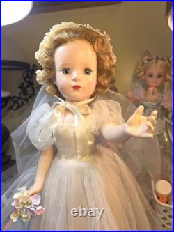 18 Vintage Madame Alexander Wendy Bride Walker Doll All Original