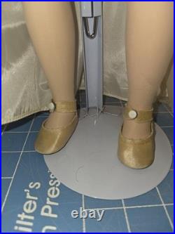 18 Vintage Madame Alexander Wendy Bride Walker Doll All Original