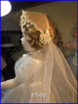 18 Vintage Madame Alexander Wendy Bride Walker Doll All Original