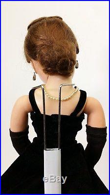 1950'S Madame Alexander CISSY 20 Doll Black Velvet Gown & Stole Wrap