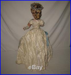 1950's Madame Alexander 20 H. P. & Vinyl Cissy Doll as Queen Elizabeth II MO34