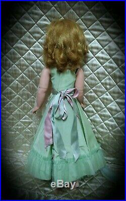 1950s 21 inch Madame Alexander Cissy doll