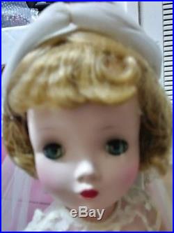 1950s Madame Alexander 20 Cissy Doll bride