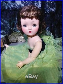 1950s Vintage Madame Alexander 21 inch Cissy Doll