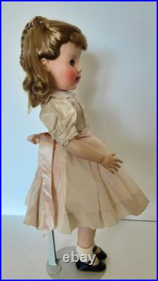 1951 Madelaine Jointed Madame Alexander Doll All original 16