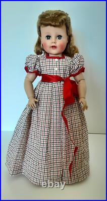 1951 Madelaine Jointed Madame Alexander Doll All original 16