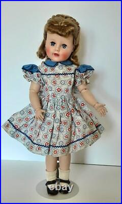 1951 Madelaine Jointed Madame Alexander Doll All original 16