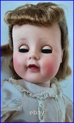 1951 Madelaine Jointed Madame Alexander Doll All original 16