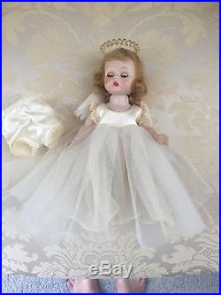 1953-54 QUIZ-KINS Angel DOLL WITH PUSH BUTTON on BACK MADAME ALEXANDER Wendy
