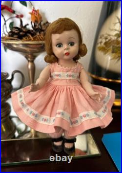 1953 MA Madame Alexander kin Wendy KIN Heavy Strung DOLL in Pink Dress (2631)