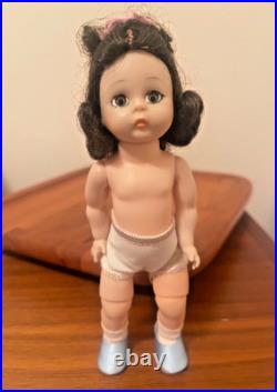 1954 MADAME ALEXANDER KINS WENDY WALKER HARD RARE THICK HAIR 1969 Wendy Garden