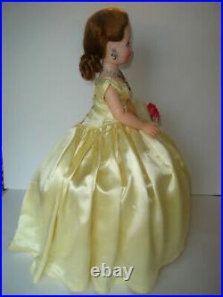 1955 Cissy #2094 Yellow Slipper Satin With Topaz Jewelry