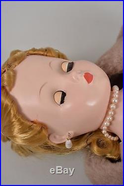 1956 Madame Alexander Cissy Doll #2041 with Wrist Tag NO RESERVE