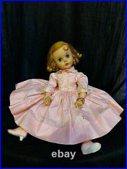 1962 Vintage Madame Alexander Elise Marybel Doll