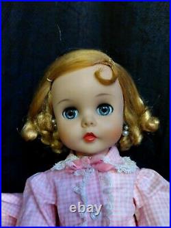 1962 Vintage Madame Alexander Elise Marybel Doll