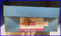 1994 Madame Alexander Seasonal Playset WINTER RAIN & SUMMER SKIES 14 Dolls NEW