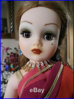 1998 Cissy VENICE Doll Madame Alexander 75th Anniv Cape Jeweled Elephant Head 21