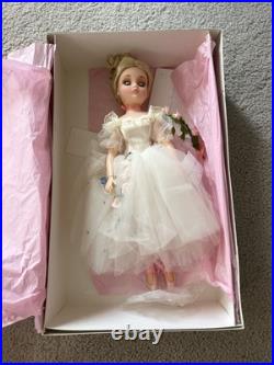 1999 Doll Of The Year Madame Alexander #22700 Classic Ballerina