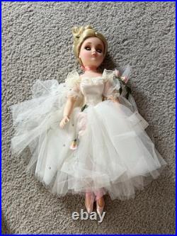 1999 Doll Of The Year Madame Alexander #22700 Classic Ballerina