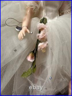 1999 Doll Of The Year Madame Alexander #22700 Classic Ballerina