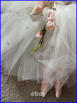 1999 Doll Of The Year Madame Alexander #22700 Classic Ballerina