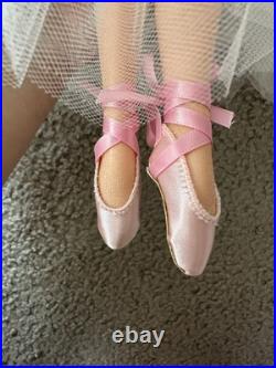 1999 Doll Of The Year Madame Alexander #22700 Classic Ballerina