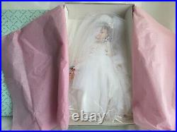 1999 Madame Alexander 16 Classic Bride Doll 22690