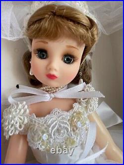 1999 Madame Alexander 16 Classic Bride Doll 22690