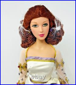 2000 Modern Romance Alex Doll Madame Alexander Convention Excl. In Box LE 200