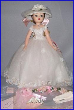 2001 Madame Alexander 21 CISSY Doll Promise Of Spring Modern Limited Edition