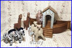 2002 Madame Alexander 8 Noah's Ark 33155 set Noah, Giraffes, Zebras, Camels
