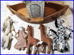 2002 Madame Alexander 8 Noah's Ark 33155 set Noah, Giraffes, Zebras, Camels