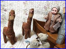 2002 Madame Alexander 8 Noah's Ark 33155 set Noah, Giraffes, Zebras, Camels