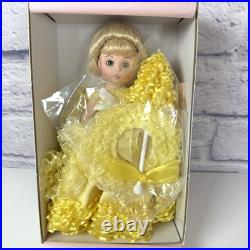 2004 Madame Alexander 35627 Azalea Trail Maid YELLOW Dress Limited Edition #262