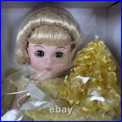 2004 Madame Alexander 35627 Azalea Trail Maid YELLOW Dress Limited Edition #262