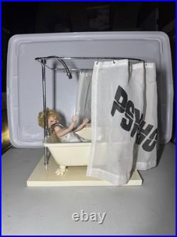 2005 Madame Alexander Psycho Set Janet Leigh with Doll, Tub & Shower Curtain