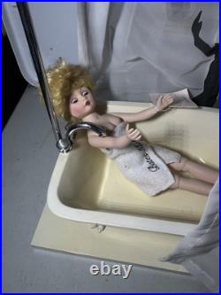 2005 Madame Alexander Psycho Set Janet Leigh with Doll, Tub & Shower Curtain