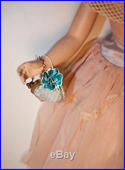 21 Gorgeous Vintage Madame Alexander Margaret Rose with wrist tag
