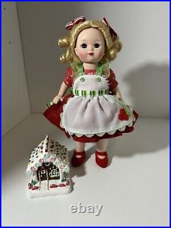 49895 Madame Alexander Doll In Box 8 Christmas Classic Retired