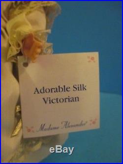 ADORABLE SILK VICTORIANMadame Alexander 8 Doll 26875 In BOX with TAG EXCELLENT