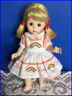 A Lot Of 5 Madame Alexander Dolls 8