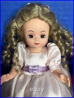 A Lot Of 5 Madame Alexander Dolls 8