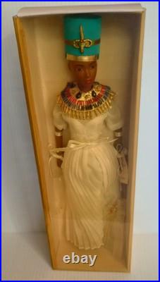 Alex Nephratiti 16 Doll Madame Alexander Articulated