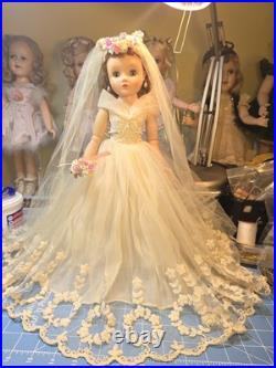 BEAUTIFUL 15 Madame Alexander Jointed Elise Bride Doll Circa 1957